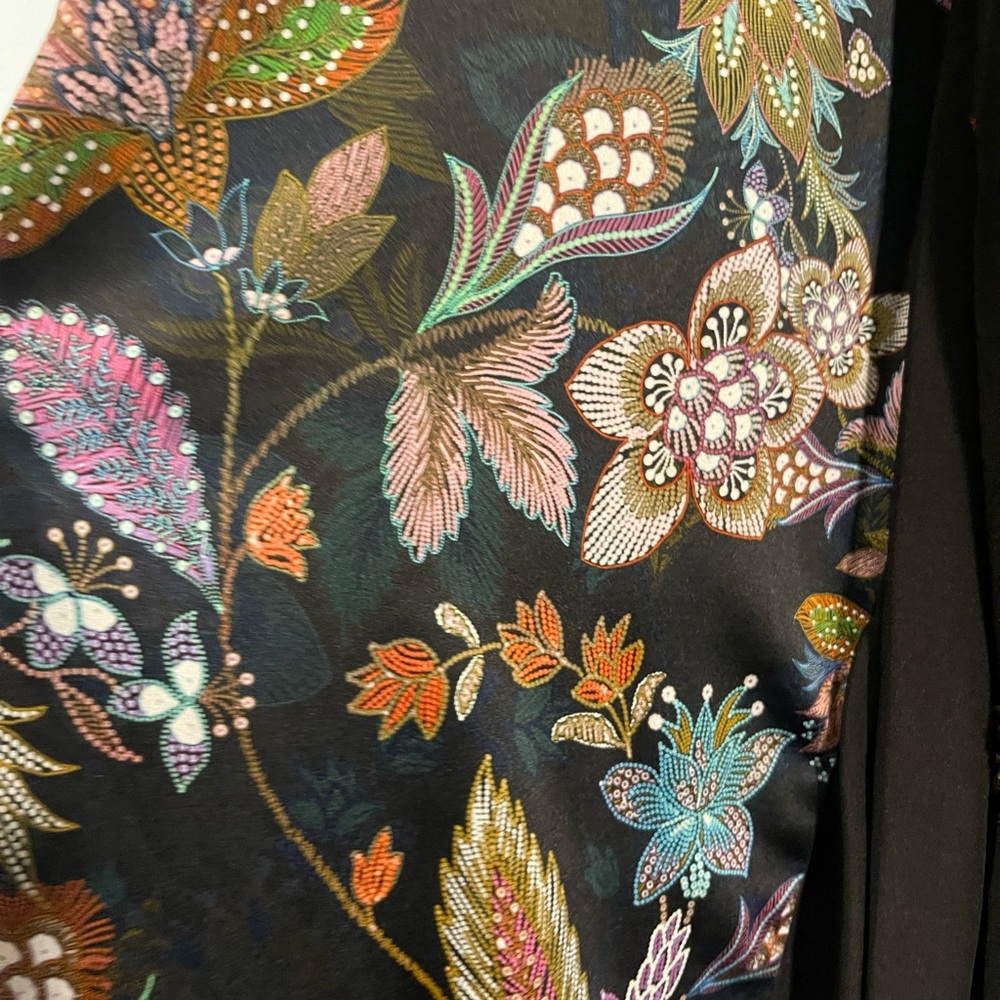 Johnny Was NWT Black Floral Cape - Picture 11 of 13